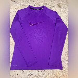 Nike long sleeves top Size small DRI-FIT